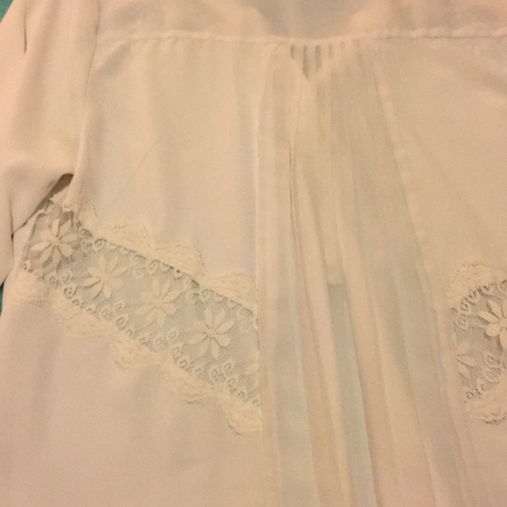 Blouse - Picture 4 of 4
